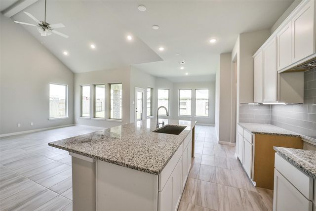 31414 Hidden Rosehill Circle, Hockley, TX 77447