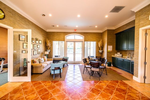 419 La Valencia Circle, Panama City Beach, FL 32413