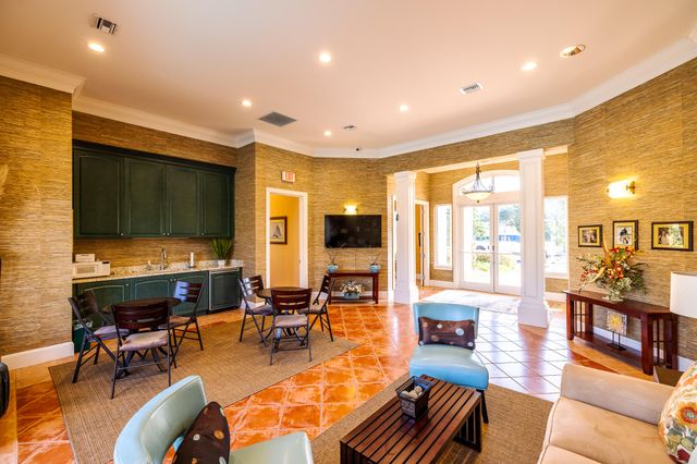 419 La Valencia Circle, Panama City Beach, FL 32413