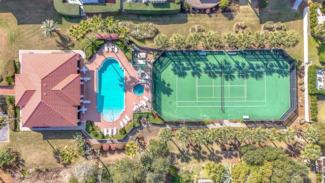 419 La Valencia Circle, Panama City Beach, FL 32413