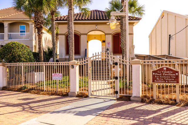 419 La Valencia Circle, Panama City Beach, FL 32413