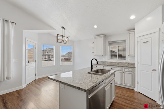 927 N PETRO DR, Tooele, UT 84074