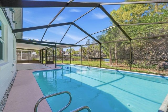 16133 SANDCREST WAY, Tampa, FL 33618