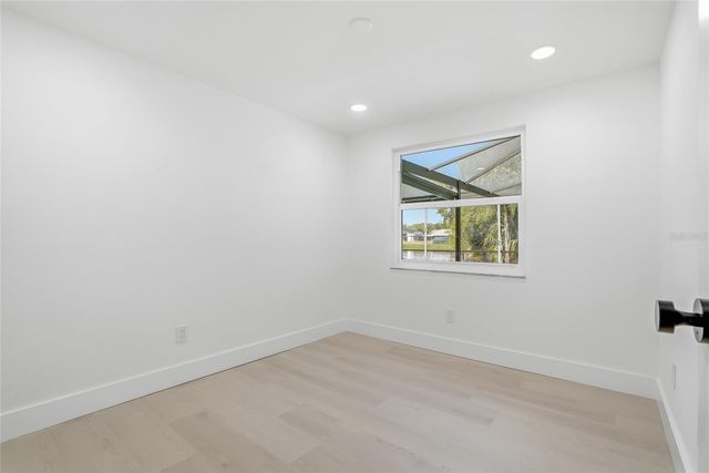 16133 SANDCREST WAY, Tampa, FL 33618