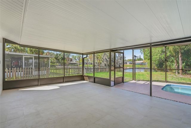 16133 SANDCREST WAY, Tampa, FL 33618