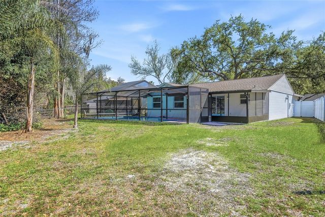 16133 SANDCREST WAY, Tampa, FL 33618