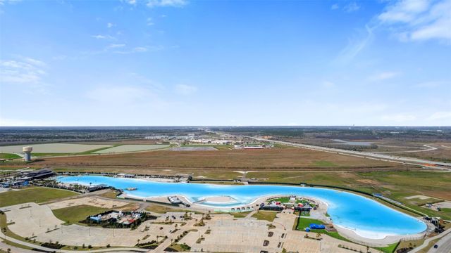 2801 Bayrose Drive, Texas City, TX 77568