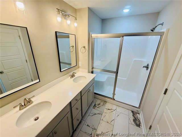 8109 King Road, Fayetteville, NC 28306