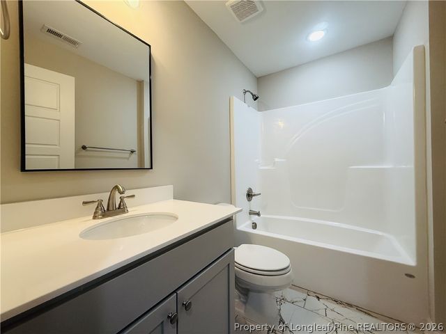 8109 King Road, Fayetteville, NC 28306