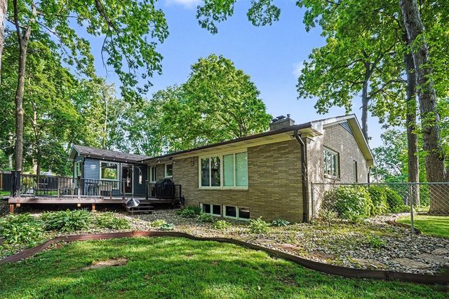 5236 Ridgebrook Drive, Portage, MI 49002