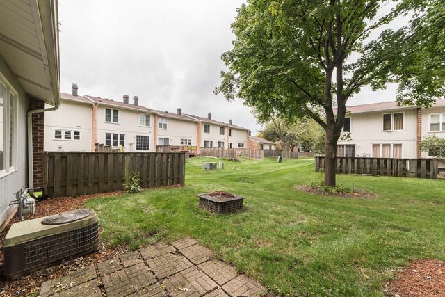 238 Driftwood Lane, Bloomingdale, IL 60108