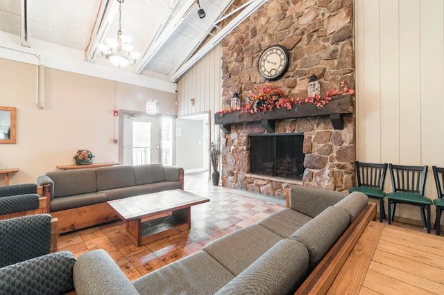 238 Driftwood Lane, Bloomingdale, IL 60108