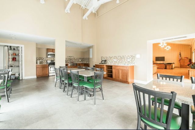 238 Driftwood Lane, Bloomingdale, IL 60108