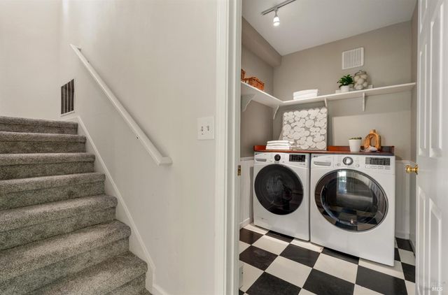 43 Creek Rd, San Anselmo, CA 94960