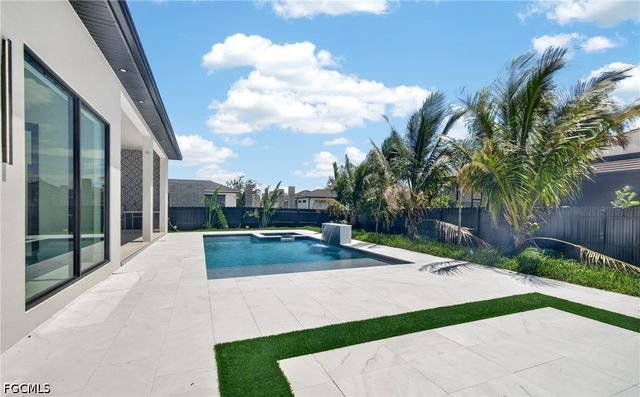 3702 Ceitus PKWY, Cape Coral, FL 33991
