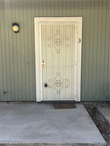 1470 ELIZABETH Avenue 3, Las Vegas, NV 89106