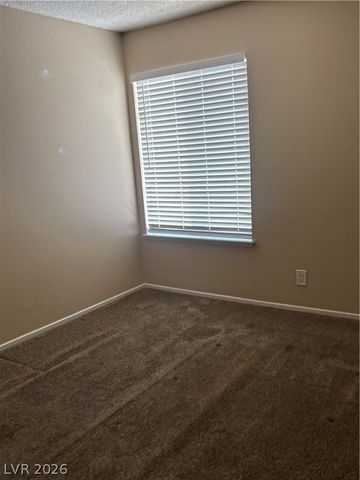 1470 ELIZABETH Avenue 3, Las Vegas, NV 89106