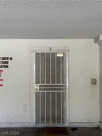 1470 ELIZABETH Avenue 3, Las Vegas, NV 89106