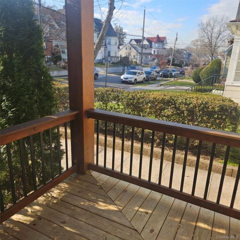 265 Summit Avenue, Fleetwood, NY 10552