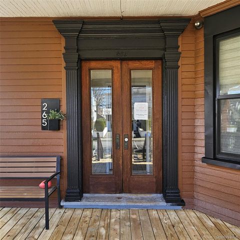 265 Summit Avenue, Fleetwood, NY 10552