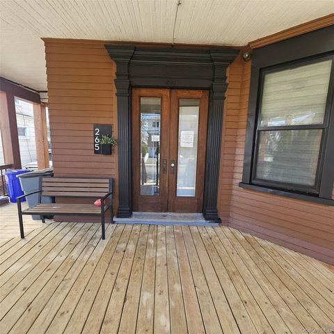 265 Summit Avenue, Fleetwood, NY 10552