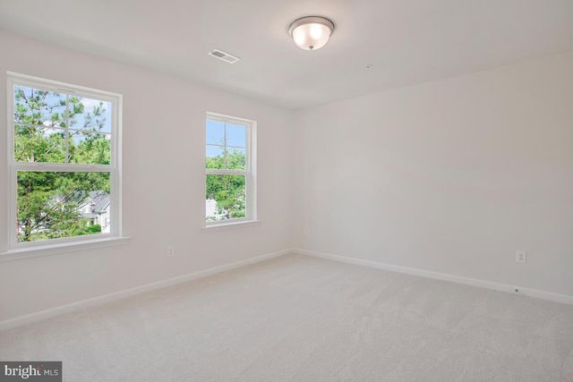 900 WALNUT AVE, North Beach, MD 20714