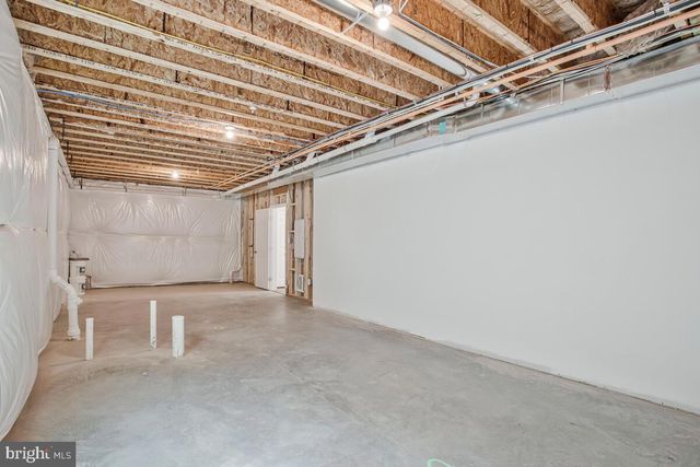 900 WALNUT AVE, North Beach, MD 20714