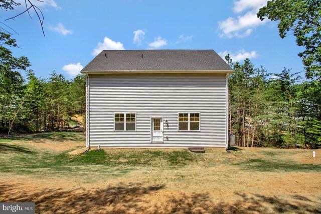 900 WALNUT AVE, North Beach, MD 20714