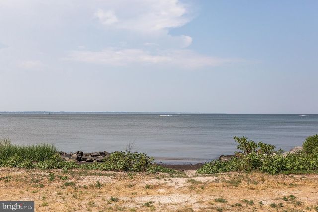 900 WALNUT AVE, North Beach, MD 20714