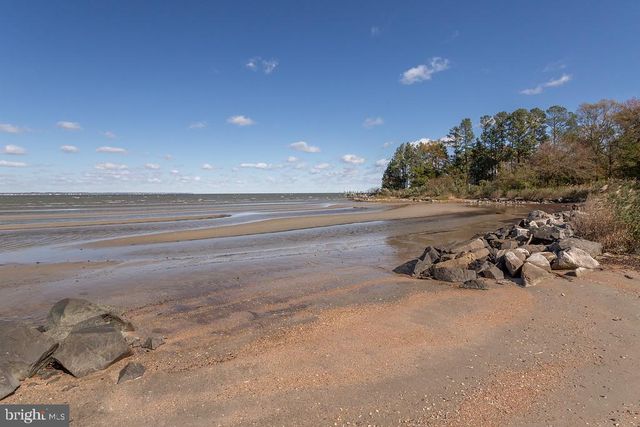 900 WALNUT AVE, North Beach, MD 20714