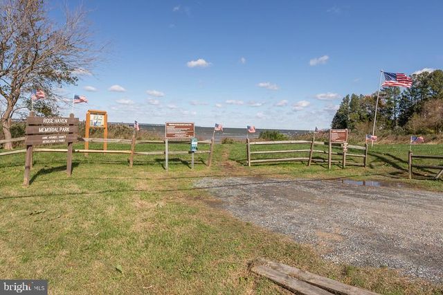 900 WALNUT AVE, North Beach, MD 20714