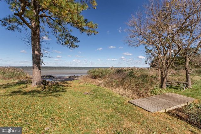 900 WALNUT AVE, North Beach, MD 20714