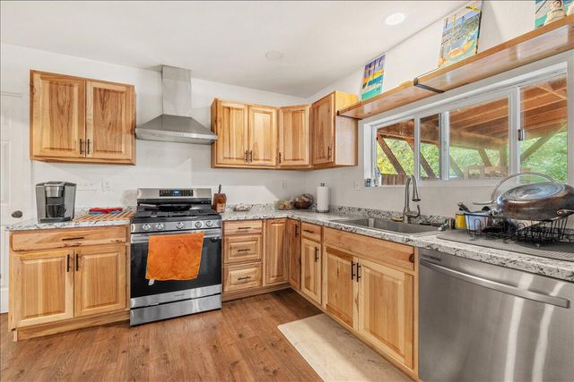 1052 Camp Kimtu Road, Garberville, CA 95542