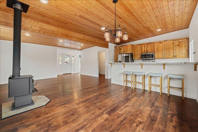 1052 Camp Kimtu Road, Garberville, CA 95542