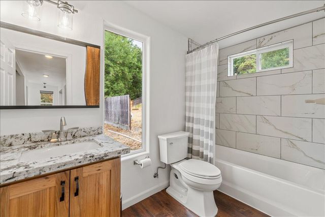 1052 Camp Kimtu Road, Garberville, CA 95542