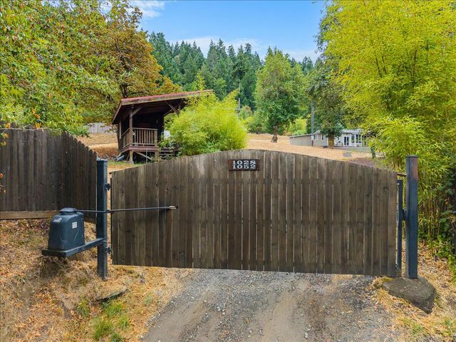 1052 Camp Kimtu Road, Garberville, CA 95542