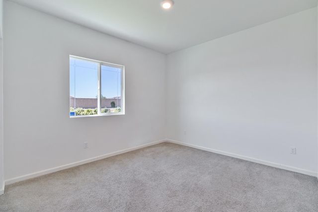 6704 E Dwight Way Avenue, Fresno, CA 93727