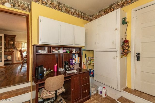 2722 County Line Road, Geneva, OH 44057