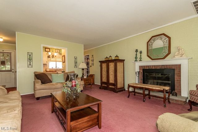 2722 County Line Road, Geneva, OH 44057