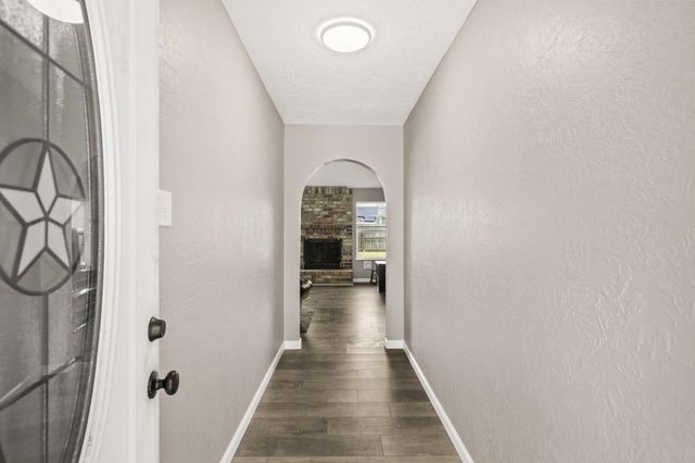 9911 Sageaspen Lane, Houston, TX 77089