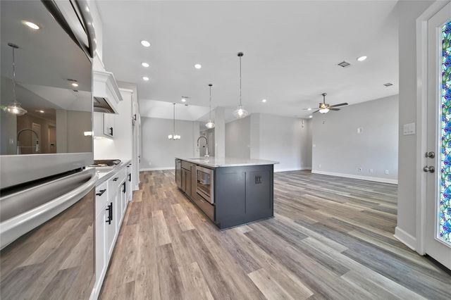 415 Boggy Belt Lane, Conroe, TX 77304