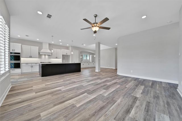 415 Boggy Belt Lane, Conroe, TX 77304