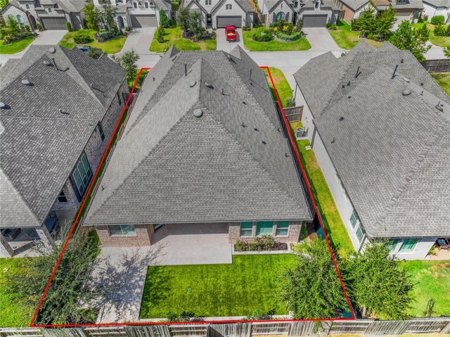 415 Boggy Belt Lane, Conroe, TX 77304