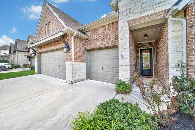 415 Boggy Belt Lane, Conroe, TX 77304