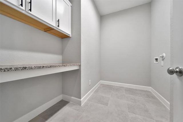 415 Boggy Belt Lane, Conroe, TX 77304