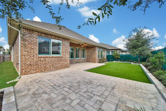 415 Boggy Belt Lane, Conroe, TX 77304