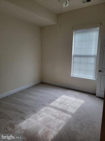 11094 COMMANDERS LN, White Plains, MD 20695