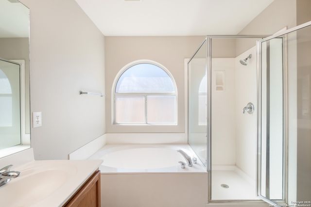 15847 Manes Grove, San Antonio, TX 78247