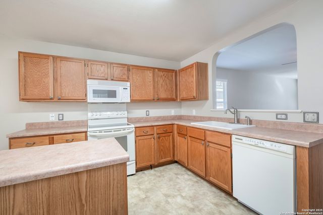 15847 Manes Grove, San Antonio, TX 78247