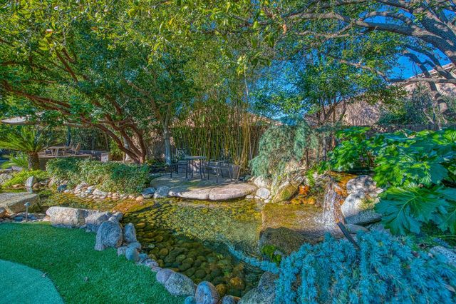 2824 E Omaha Avenue, Fresno, CA 93720